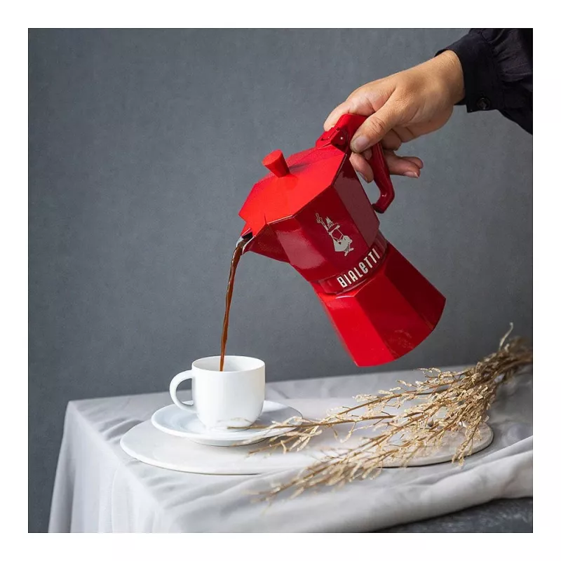Bialetti MOKA EXCLUSIVE 6TZ červený espreso kávovar na sporák (9056)