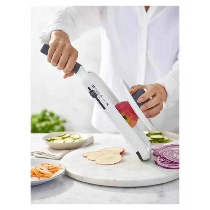 Oxo Good Grips 11391800 krájač mandolína biely