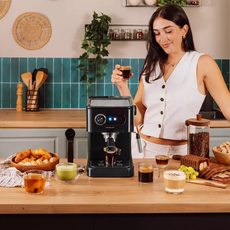 Cecotec Power Espresso 20 Pro kávovar na espresso, 20 bar, 850 W, 1,5 L, čierny