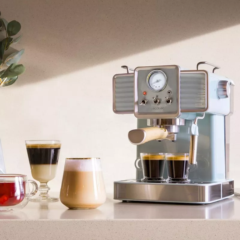 Cecotec Power Espresso 20 Tradizionale kávovar na espresso, 20 bar, 850 W, 1,5 l, čierna/strieborná