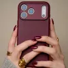 Decoded Kožený zadný kryt pre iPhone 17 Pro Max s MagSafe - Dark Ruby