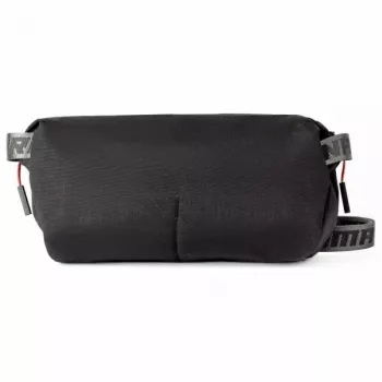 SKINARMA crossbody taška Fardel čierna