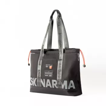 SKINARMA Fardel sling taška čierna