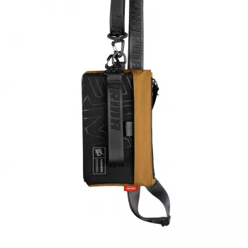 Skinarma Jager crossbody puzdro na telefón hnedé
