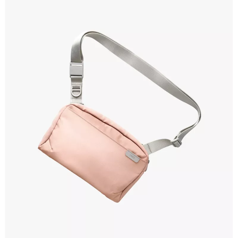 UNIQ Arden Sling 2L crossbody taška béžová