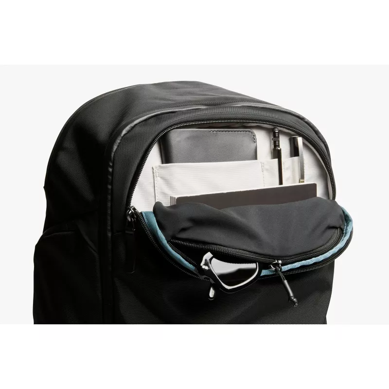 Bellroy Transit Workpack Pro 22L batoh s priehradkou na notebook (čierna)