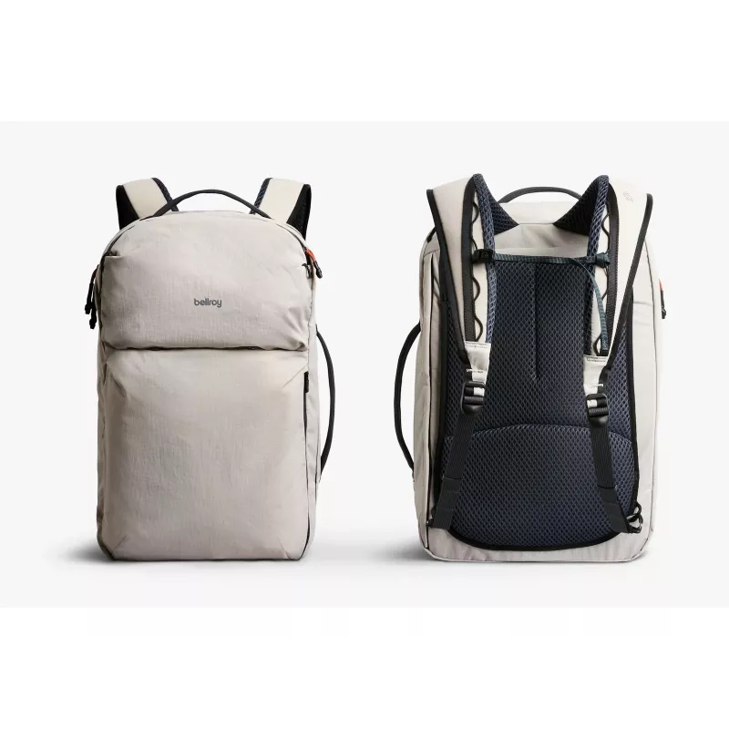 Bellroy Lite Travel Pack - 30L cestovný batoh s priehradkou na notebook (Ash)