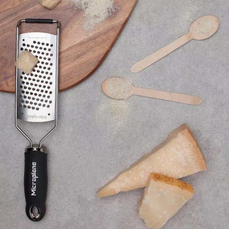 Microplane Gourmet strúhadlo Star Blade čierne