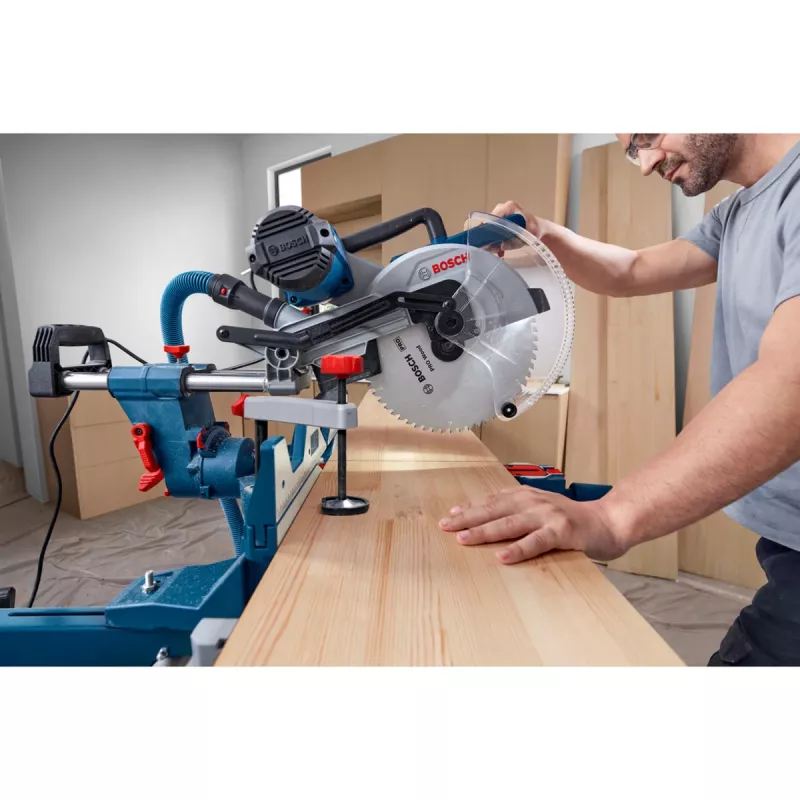 Bosch Professional GCM 340-305 D pokosová píla, 305 mm, 1.800 W, modrá