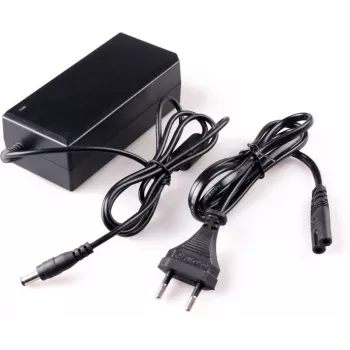 DELTA spínaný napájací zdroj 12V 5A 60W