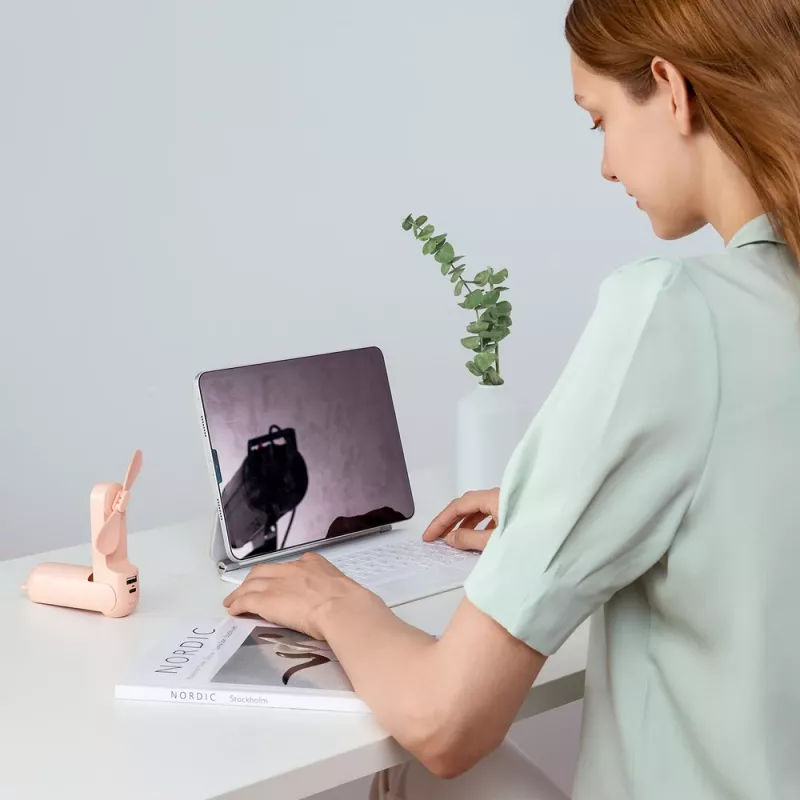 Jisulife Life8 Ručný ventilátor Prenosný USB ventilátor s powerbankou 2000mAh a baterkou - Ružová