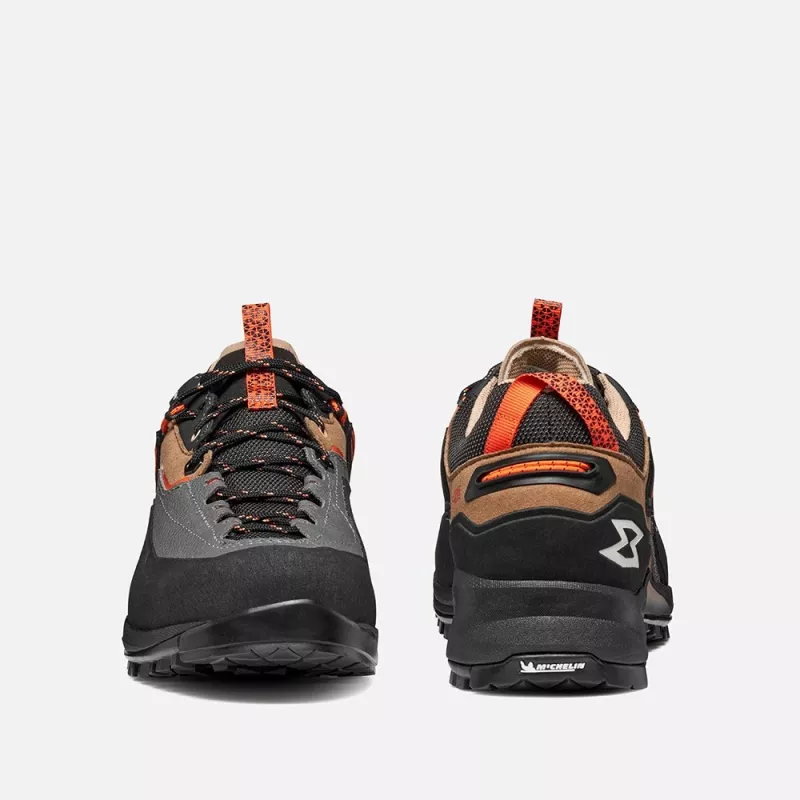 Garmont Akron GTX topánky na ferraty - Dach Brown/Tango Red (EU 44,5)