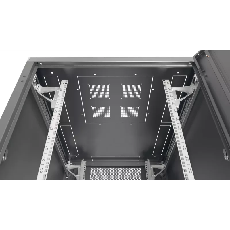 EFB PRO 33U 800x800mm serverový rozvádzač RAL9005 s perforovanými prednými a zadnými dverami