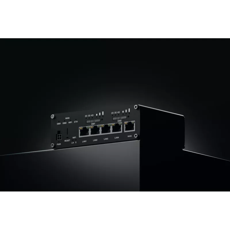 Teltonika Networks RUTC42 (UK) 4G/Wi-Fi 6 Dual-Band priemyselný router
