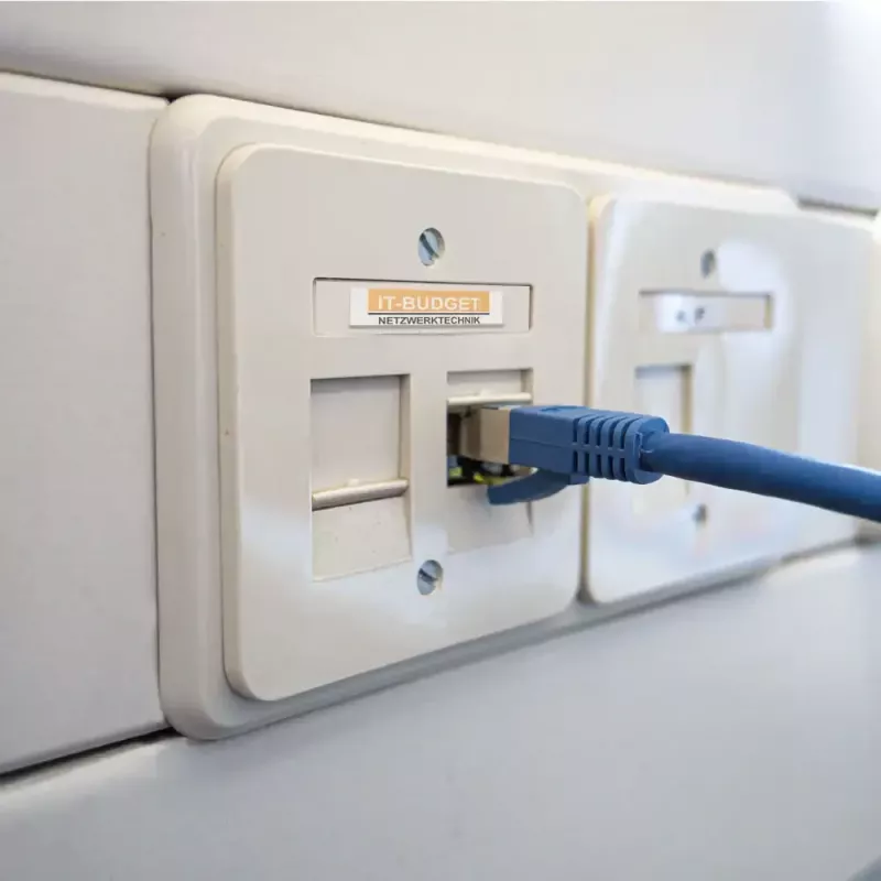 IT-BUDGET Full Copper Premium patch kábel Cat.6A s Cat.7 káblom 600 MHz bezhalogénový PoE+ 10Gbps modrý 3m
