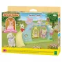 EPOCH Sylvanian Families Adventure Kindergarten hojdačka s figúrkou