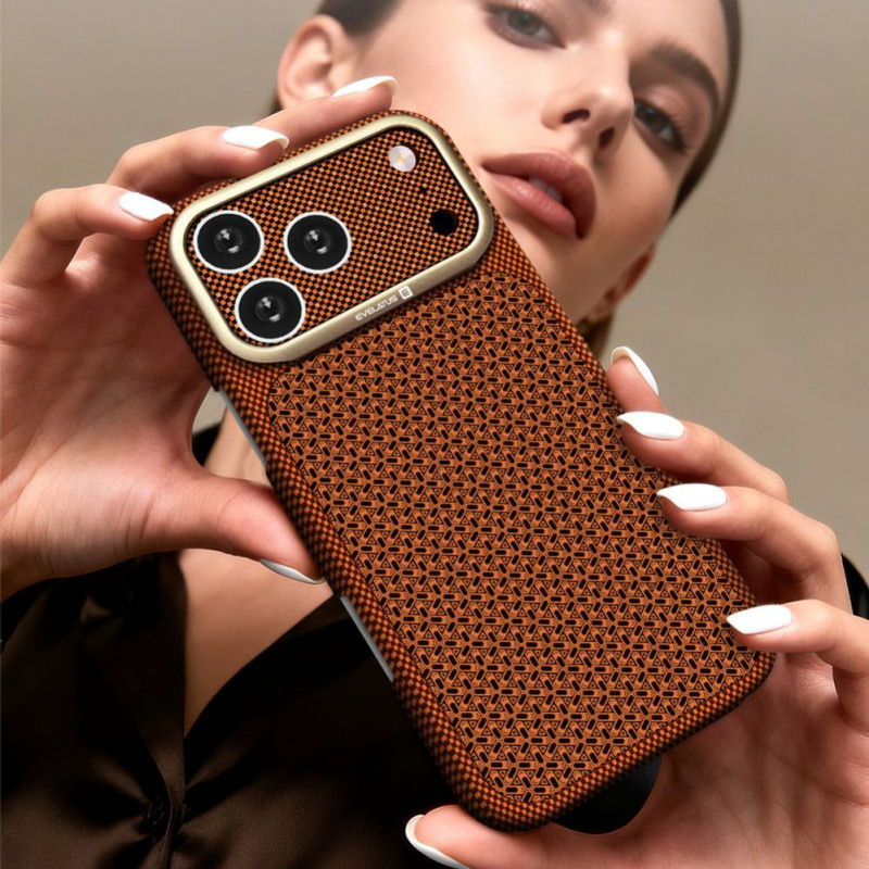 Evelatus Apple iPhone 18 Pro Carbon Premium Edition MagSafe puzdro bordová