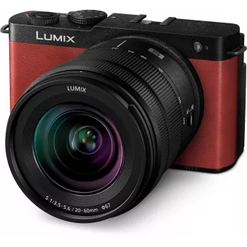 Bezzrkadlový fotoaparát Panasonic Lumix DC-S9 Full Frame s objektívom Lumix S 20-60mm f/3.5-5.6, crimson red (DC-S9KE-R)