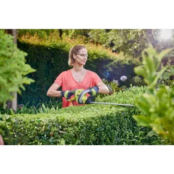 Ryobi RHT4550 450W elektrické nožnice na živý plot 45 cm nôž