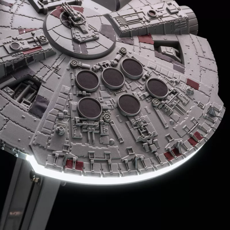Paladone Star Wars Millennium Falcon nastaviteľná stolná lampa V4