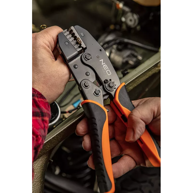NEO TOOLS Krimpovacie kliešte na dutinky 0,5-16 mm² (22-6 AWG)