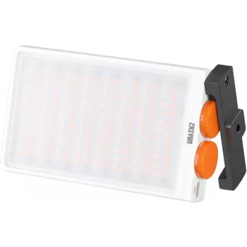 Zhiyun FIVERAY M40 40W prenosné LED video svetlo s OLED displejom a USB-C PD