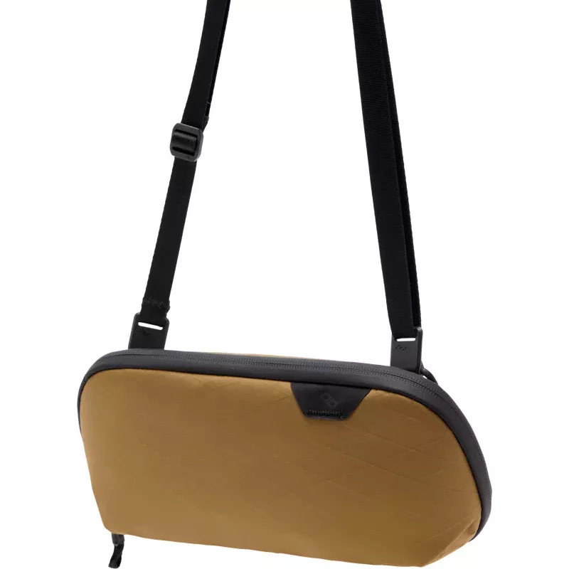 Technologický organizér Peak Design Tech Pouch Small, Coyote (BTP-S-CY-1)