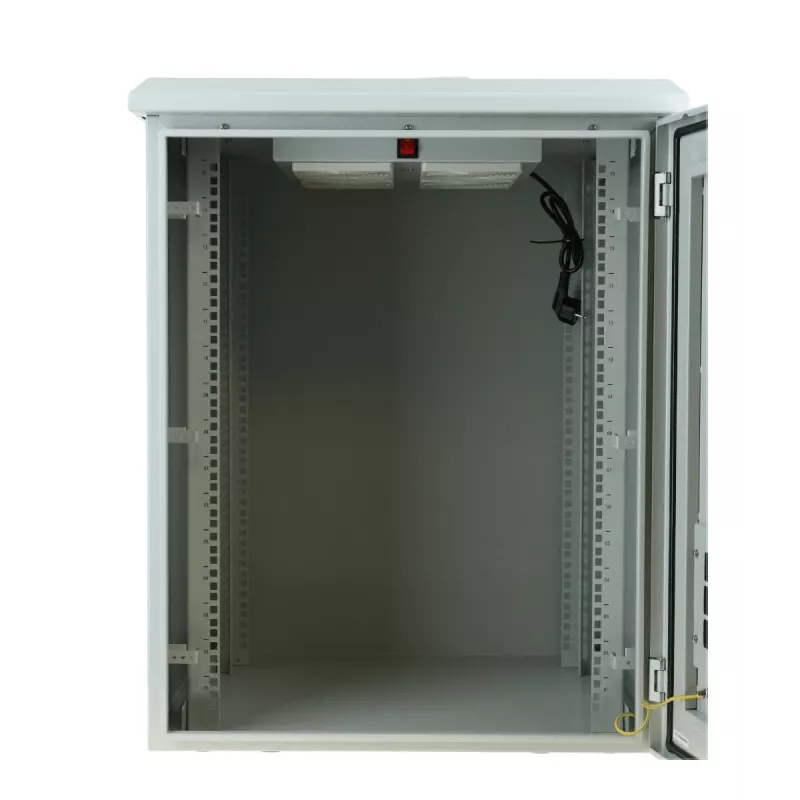 DSIT DS6615-OUT 15U 19" vonkajší nástenný serverový rozvádzač, IP55, 600 x 600 x 770 mm