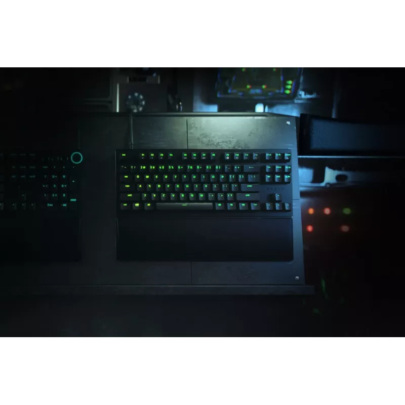 Razer Huntsman V2 Tenkeyless drôtová optická herná klávesnica, spínače Clicky Purple, severské rozloženie, RGB, čierna (RZ03-03941300-R3N1)