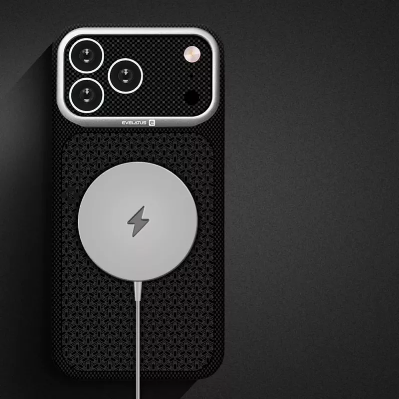 Evelatus Apple iPhone 17 Pro Max Carbon Premium Edition MagSafe puzdro zelená