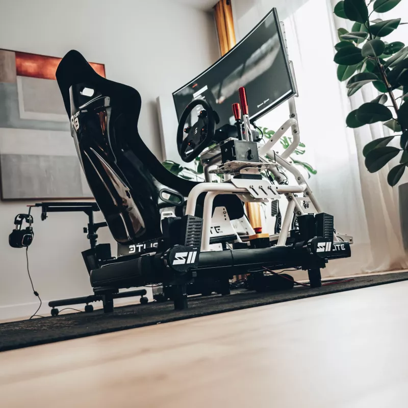 Oplite Cockpit Chassis R8 Fury White rám pre simulátor pretekov