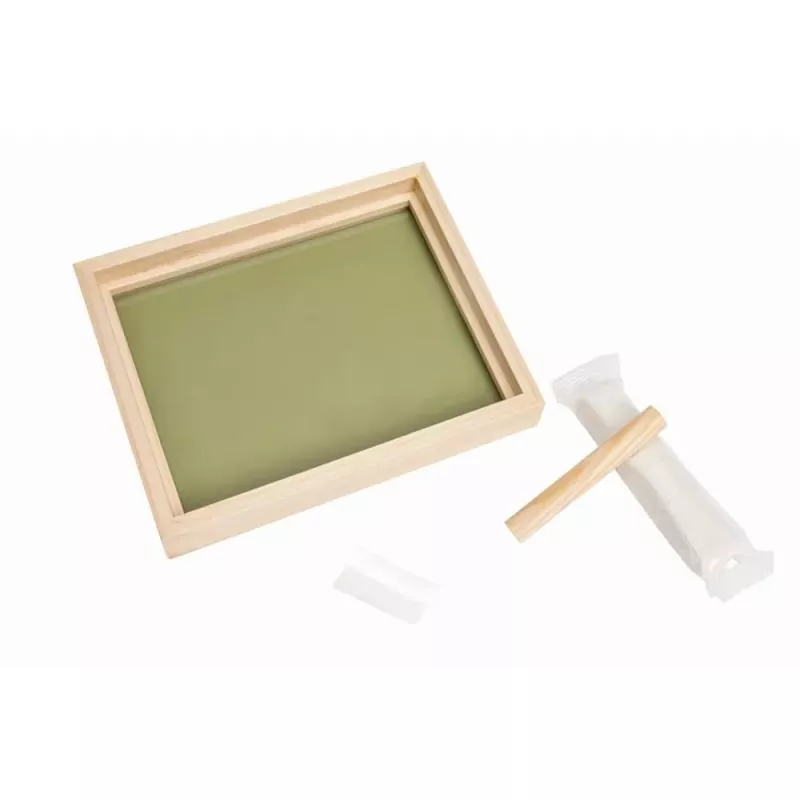 Baby Art Pure Frame drevená pamiatková sada pre odtlačok ruky alebo nohy dieťaťa