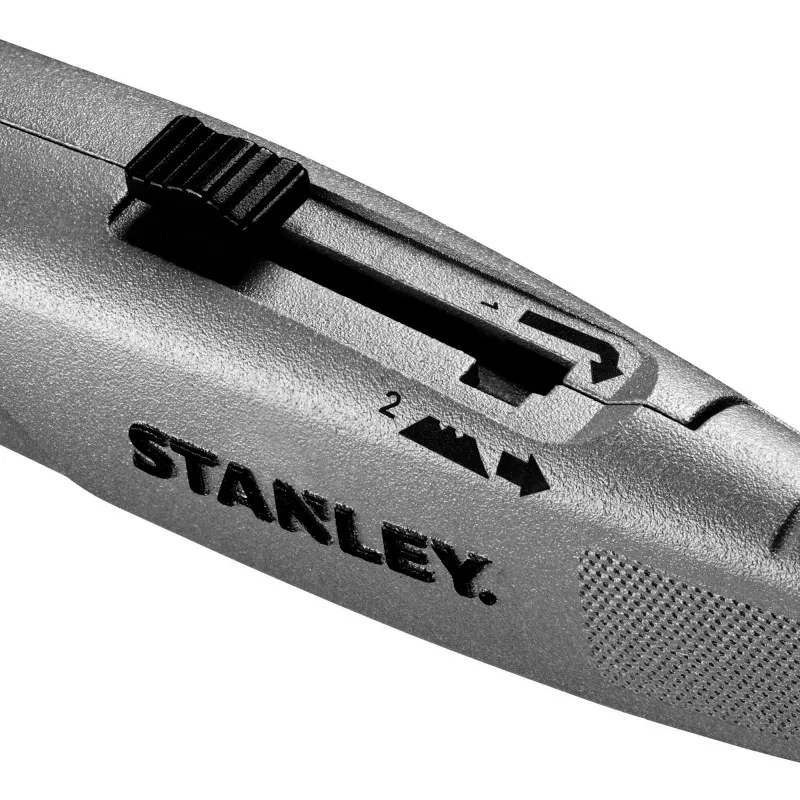 Stanley FMHT10505-0 FatMax ťažký vreckový nôž so zatahovacou čepeľou strieborný/čierny s úložiskom čepelí a 3 čepeľami