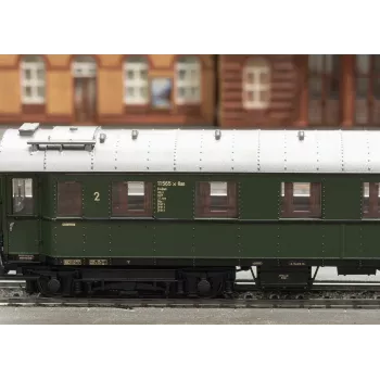 Märklin 42500 H0 Rýchlikový vozeň B4uewe 2. triedy DB