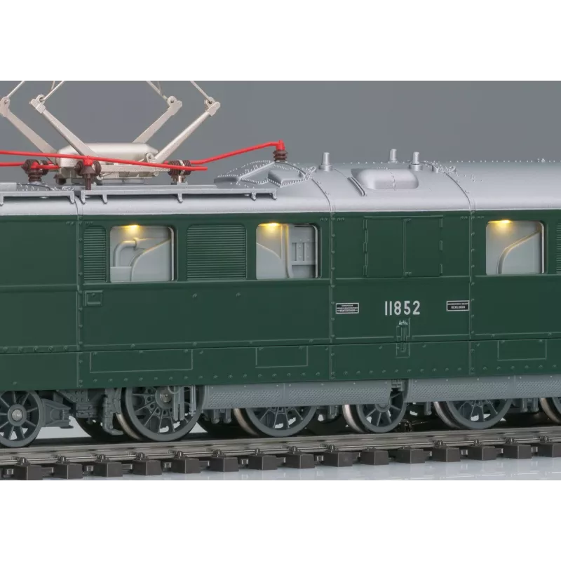 Märklin 38590 H0 Expresná parná lokomotíva BR 03.10, MFX+ zvuk, epocha III