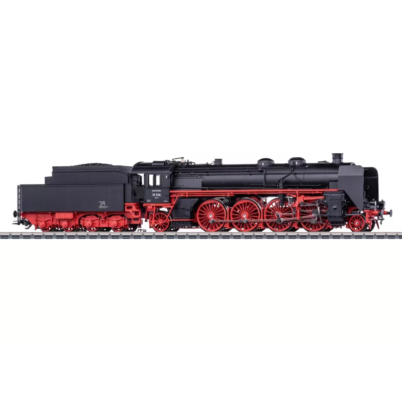 Märklin 038190 H0 parný rušeň rad 19 016 DR/DDR