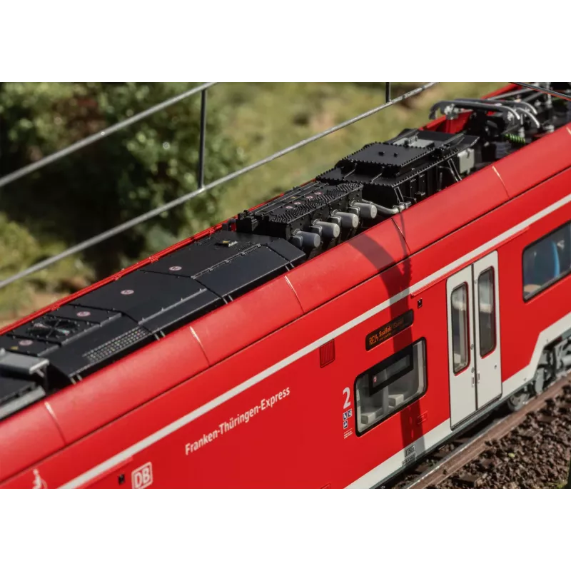 Märklin 38462 H0 elektrická motorová jednotka Desiro HC DB AG, rad 1462/1862