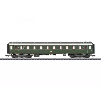 Märklin 42520 H0 rýchlikový vozeň B4uewe, 2. trieda, DB