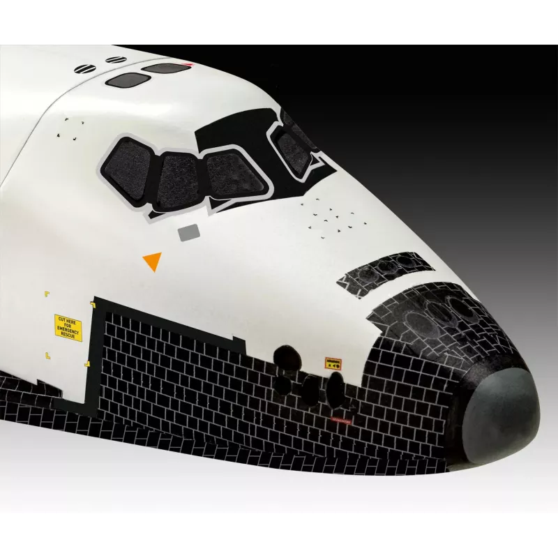 Revell 05665 Moonraker Space Shuttle (James Bond 007) 1:144 mierka modelová stavebnica