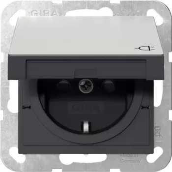 Gira SCHUKO zásuvka s krytom s klapkou a shutterom, ušľachtilá oceľ, 1-násobná, podomietková, 16 A, 250 V 4414600