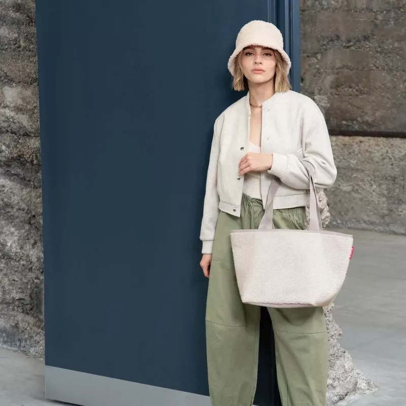 Reisenthel Shopper M Teddy Sand nákupná taška 15L ZS1042