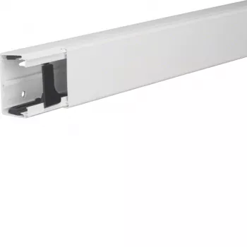 Hager LFE4006009016 Poveternostne odolný UV stabilný káblový kanál 40x60 mm, 2 m, dopravná biela