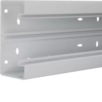 Hager BR6517017035 spodný diel káblového kanála, PVC, svetlosivá, 65x170 mm, hĺbka 80 mm, dĺžka 2500 mm