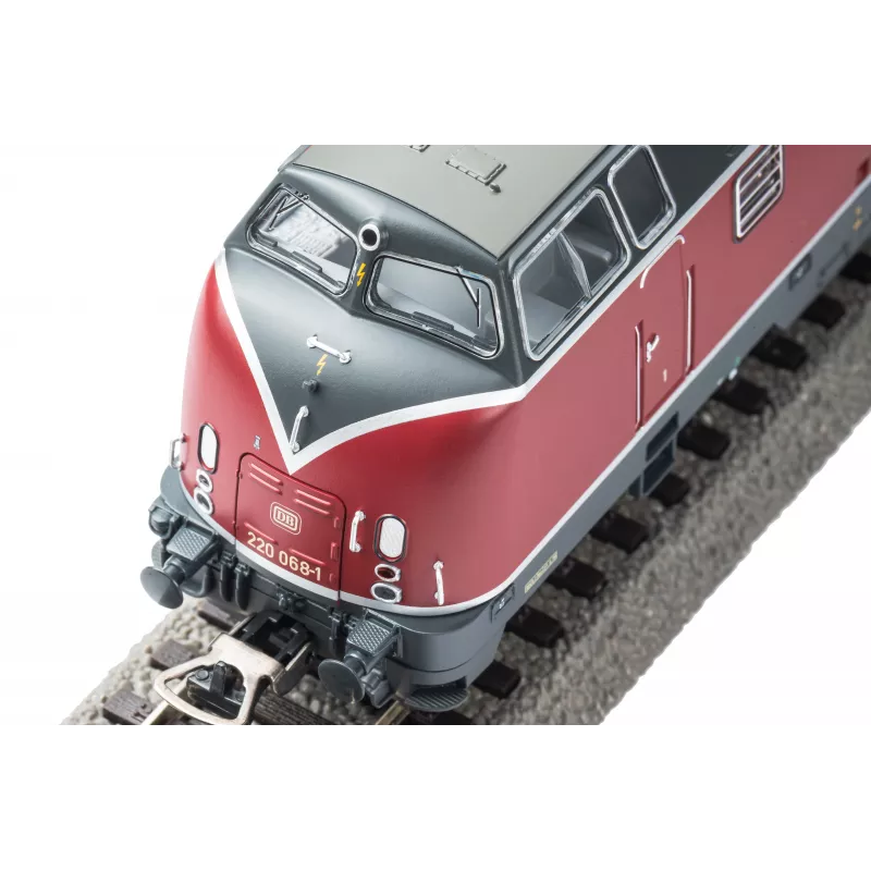 PIKO 59726 H0 dieselová lokomotíva BR 220 DB epochy IV