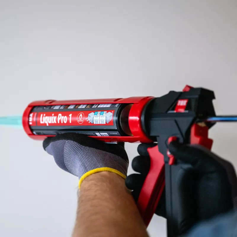 TOX LIQUIX BLASTER SWITCH manuálna kazetová pištoľ 310 ml 12:1 08460098