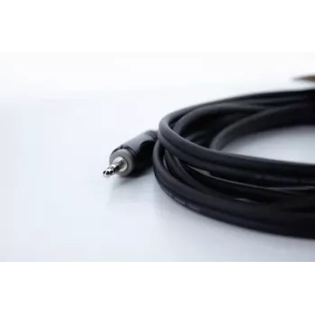 Cordial 14863 audio Y-adapter kábel, 3,5 mm TRS jack na 2x XLR konektor samec, 0,3 m, PVC, čierny