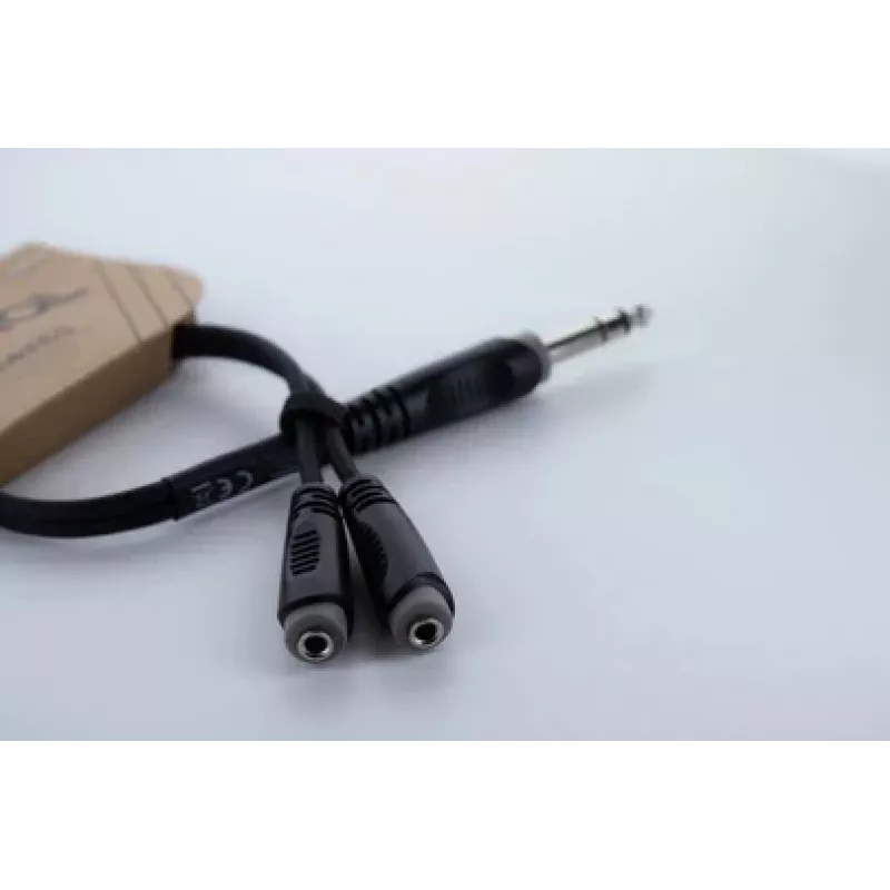 Cordial 14886 audio Y adaptérový kábel 6,3 mm stereo jack konektor samec na 2x 3,5 mm stereo jack konektor samica 0,3 m čierny PVC dvojitý kábel