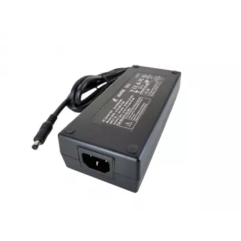 EXSYS 24V 6,6A AC/DC desktopový napájací zdroj s 5,5mm DC dutým konektorom (EX-6984)
