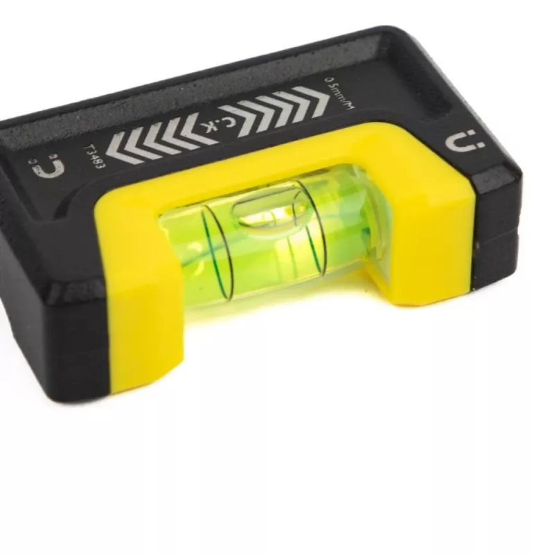 C.K Tools T3483 vrecková vodováha s magnetom 67 mm 0,5 mm/m