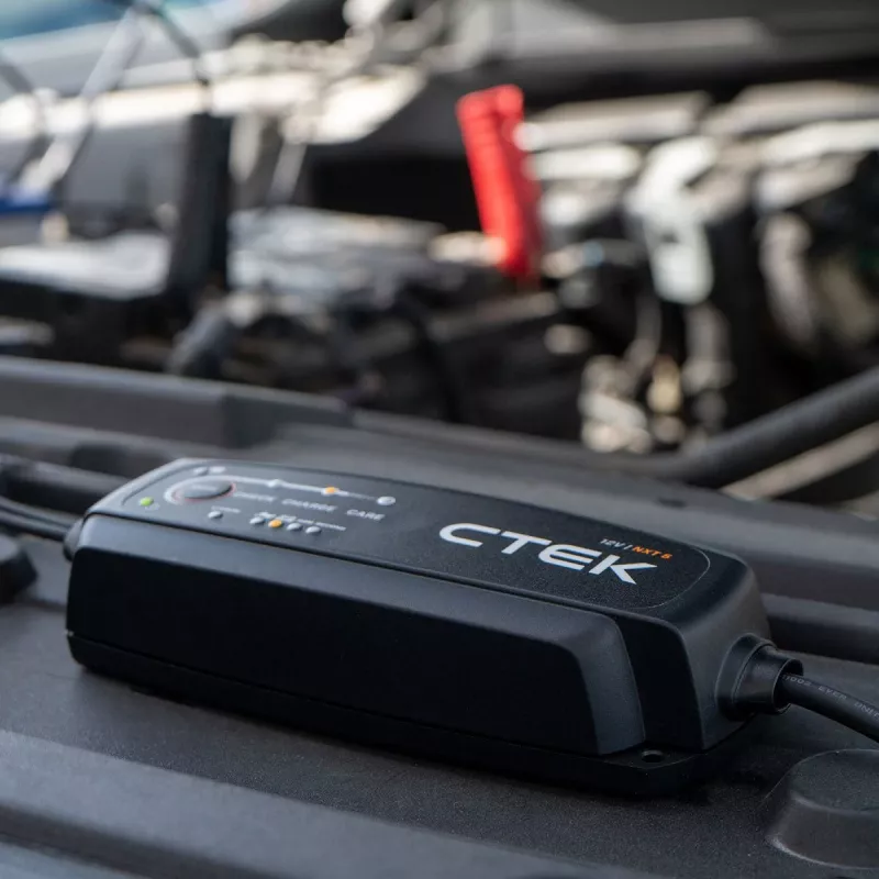 CTEK NXT 5 12V 5A automatická nabíjačka batérií pre olovené a lítium batérie 40-659